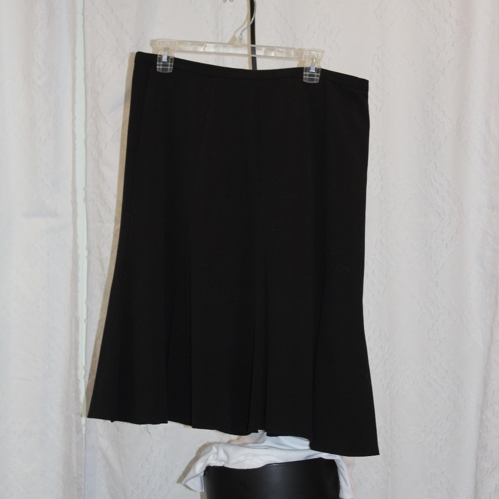 Worthington Black Flare Skirt